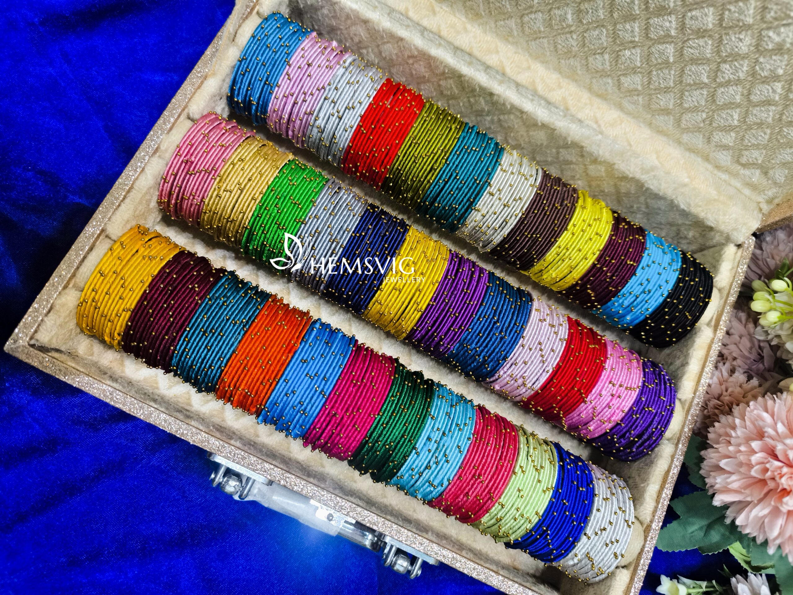 36 Dozen Metal Thread Bangles - Image 2