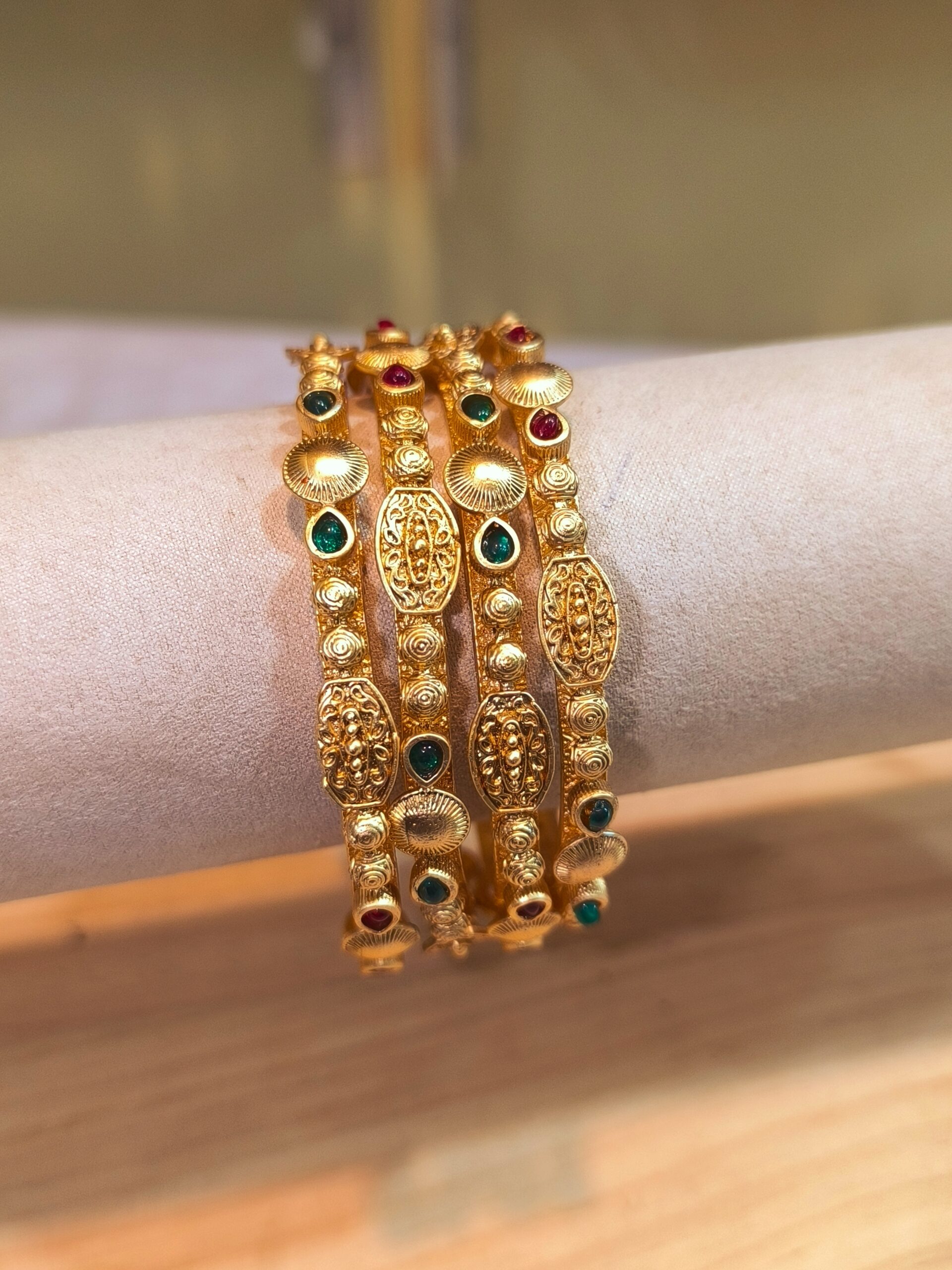 Tone Tribal Bangles Gold -4 Pcs