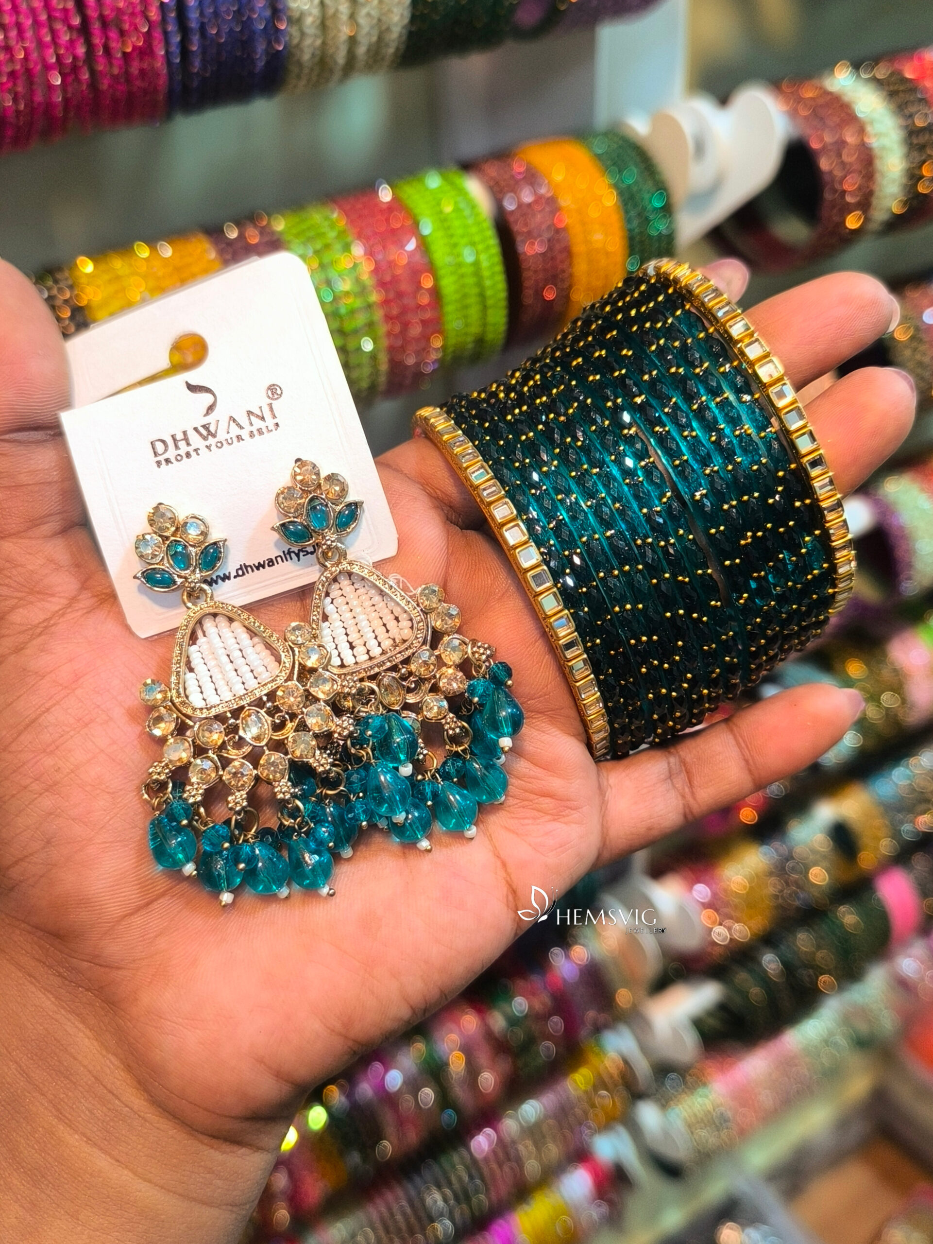 Kundan Earrings with Bangles - Image 6