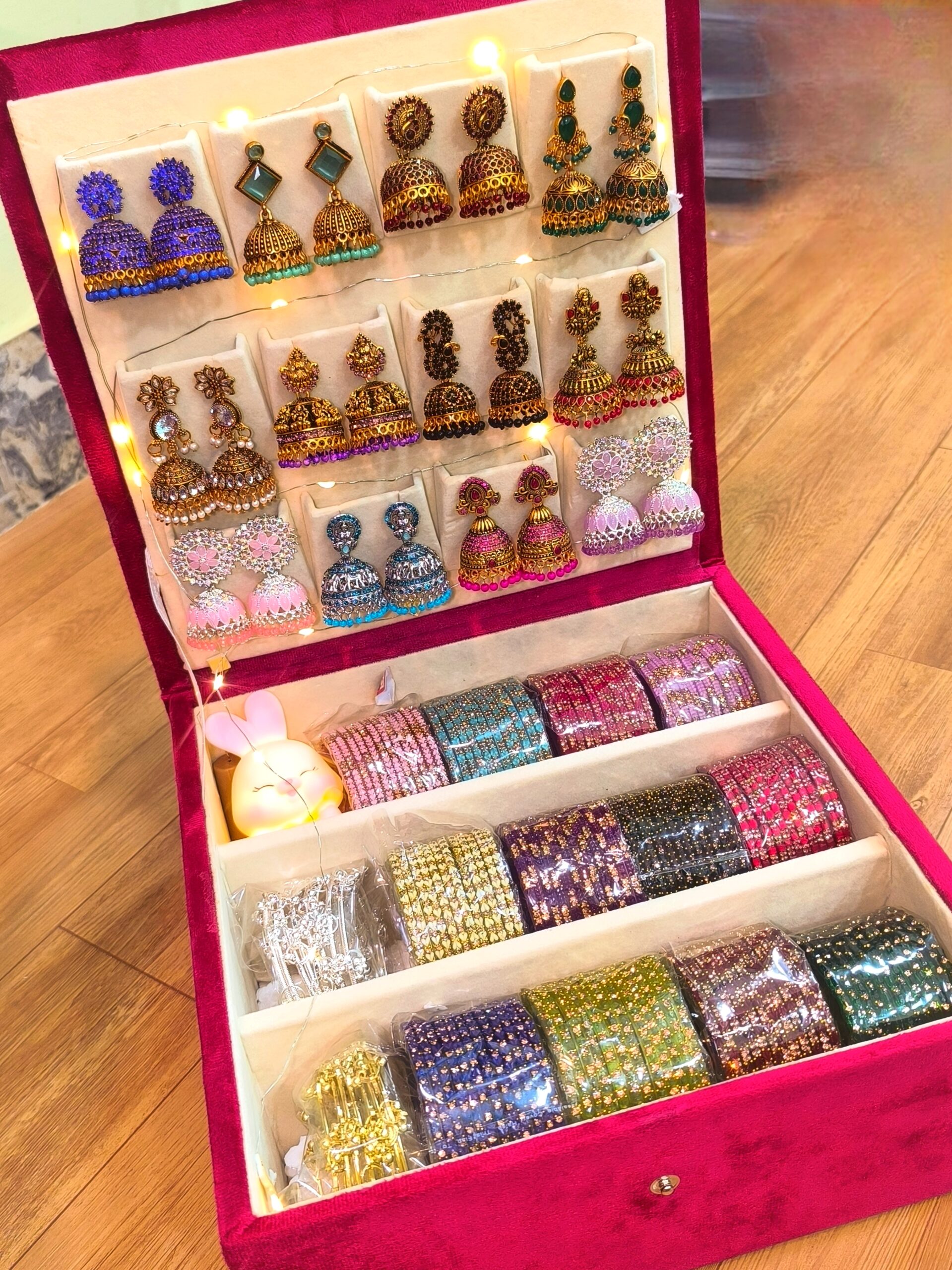 Luxury Velvet Designer Bangle & Jhumka Gift Box
